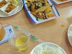 -哈尔滨烧烤·山河村铁锅炖(交大店)