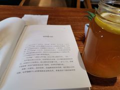 -阅西安新华书店(翠华南路店)