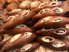 -Dough&Joe团憩(瑞虹天地月亮湾店)