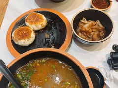 -瞪眼牛煎包·大锅牛肉汤(懿德城店)