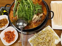 -喇喇排骨火锅·传统韩式脊骨汤(望京西园总店)