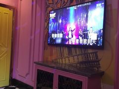 -GAGA主题量贩式KTV平价店(工大店)