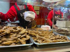-王浩儿纪六孃甜皮鸭(乐山总店)