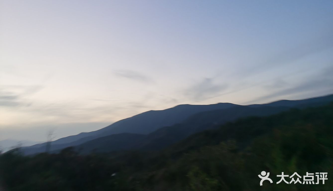 站在最高点俯瞰北京的夜景~