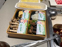 -海底捞火锅(金山百联店)
