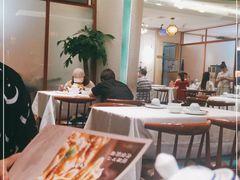 大堂-江城小馆陕南妈妈菜·全球旅行餐厅(钟楼店)