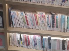 -曹家渡街道图书馆