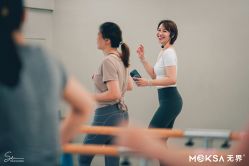 -无界瑜伽普拉提