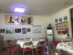 大堂-何适山庄 ·可团建(水长城P2停车场店)