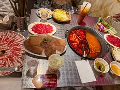 -朱光玉火锅馆(龙阳广场店)