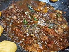 -边江铁锅炖鱼(振八街店)