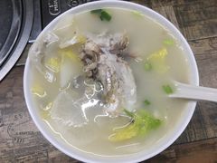 鱼头豆腐汤-阳江河堤老牌曾记美食