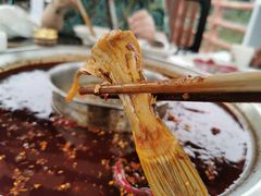 极品耗儿鱼-马帮寨院坝火锅(龙港公园店)