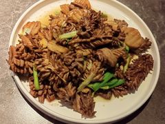 爆炒腰花-闫府私房菜·百年鲁菜(恒隆店)