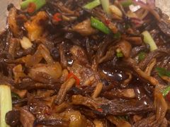 -呷湘厨·鱼汤捞饭·剁椒鱼头·辣椒炒肉(国家会展中心店)