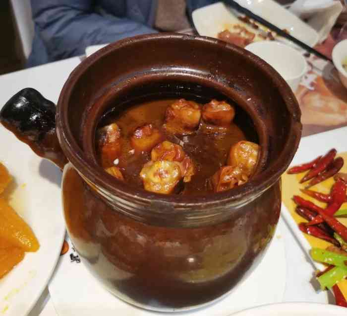 天一食府(新华路店)-"中午下班和同事一起来吃饭,三个人点了四个.