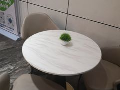 -雅宜酒店(广州黄埔大沙东地铁站店)