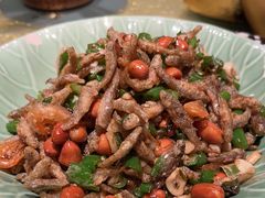 -洞庭土菜小炒馆(易发广场店)