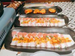 -三国惹火烤肉·中日韩烤肉集合店(百草路店)