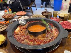 -黄潇洒老火锅(九眼桥宏济巷店)