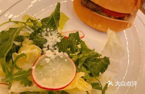 Magician's Grilled Beef Bacon Burger