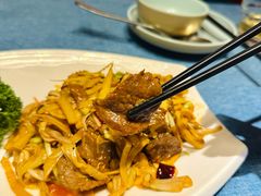 -香巴拉云南餐厅(华莱坞店)