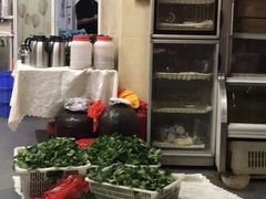 -新一家农家菜(华景新城店)