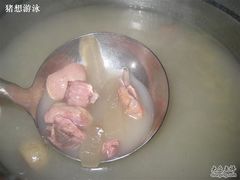 酸萝卜老鸭汤-岷山饭店-芝芝自助餐厅