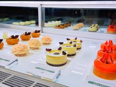 -潮一不贰·法式甜品·生日蛋糕·西式简餐(外滩店)