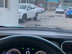 -比亚迪上海弘仁4S(杨浦店)