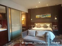 -常州环球恐龙城维景国际大酒店