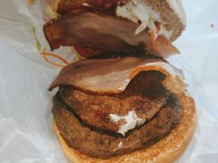 培根蔬萃双层牛堡-麦当劳(虹梅路地铁站店)