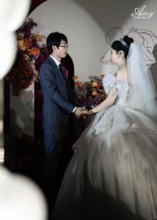 -艾米婚纱&婚礼策划