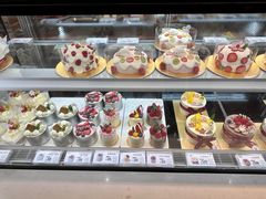 -花花卷卷·鲜食蛋糕(静安久光百货店)