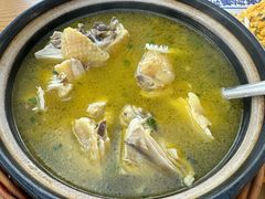 -品鲜村农家菜·阳澄湖大闸蟹(总店)