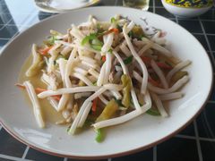 芦苇根炒肉丝-梦缘水乡·湖景餐厅