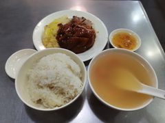 -华香鹅快餐店