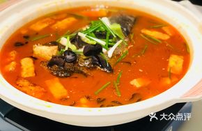 Fish Head with Vermicelli in Clay Pot