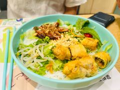 香茅烤猪颈肉春卷捞檬-蔡澜Pho·越南粉餐厅(海上世界店)