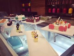 -华邑酒店·鲜艳全日自助餐厅