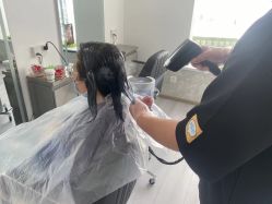 -LILI·HAIR SALON理理造型