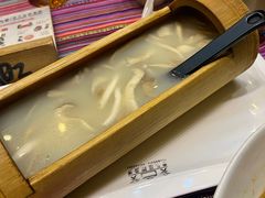 -香巴拉云南餐厅(华莱坞店)