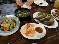 -เจ๊ระส้มตำนัว-ไก่ย่าง นาจอมเทียน