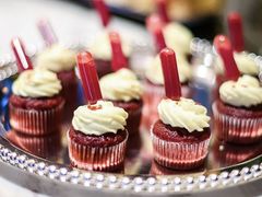 红丝绒cupcake-威克特披萨汉堡