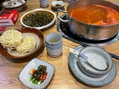 -野山舂·贵州现舂酸汤牛肉(东山店)