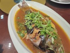 铁锅熬鱼-那家老院子东北菜·饺子·小鸡炖蘑菇(艳华街店)