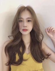 -变画·发型STUDIO