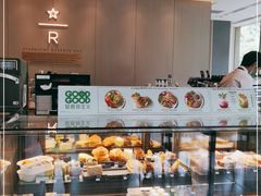 面包甜点陈列柜-星巴克臻选(深圳龙华红山天虹店)