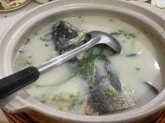 -天乐农家鱼头王(天目湖店)