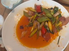 -严记小天府酸菜鱼(西四路店)